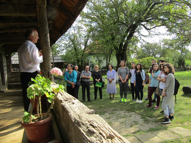 CU POEZIA – de la Târgu-Jiu la Brădiceni