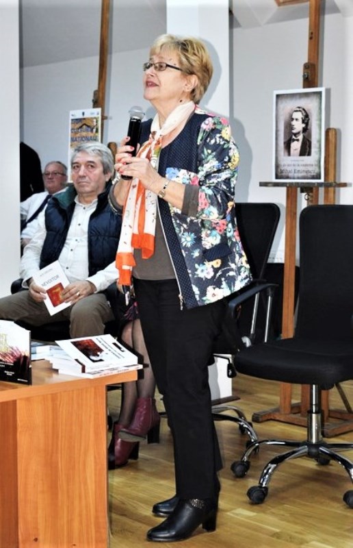 MIHAELA ALBU