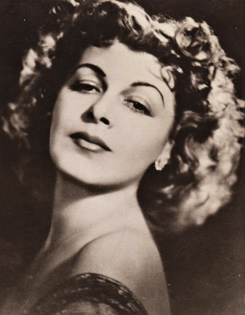 ELVIRA GODEANU