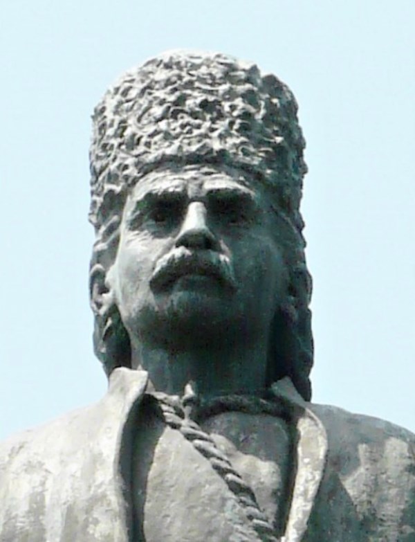 statuie t